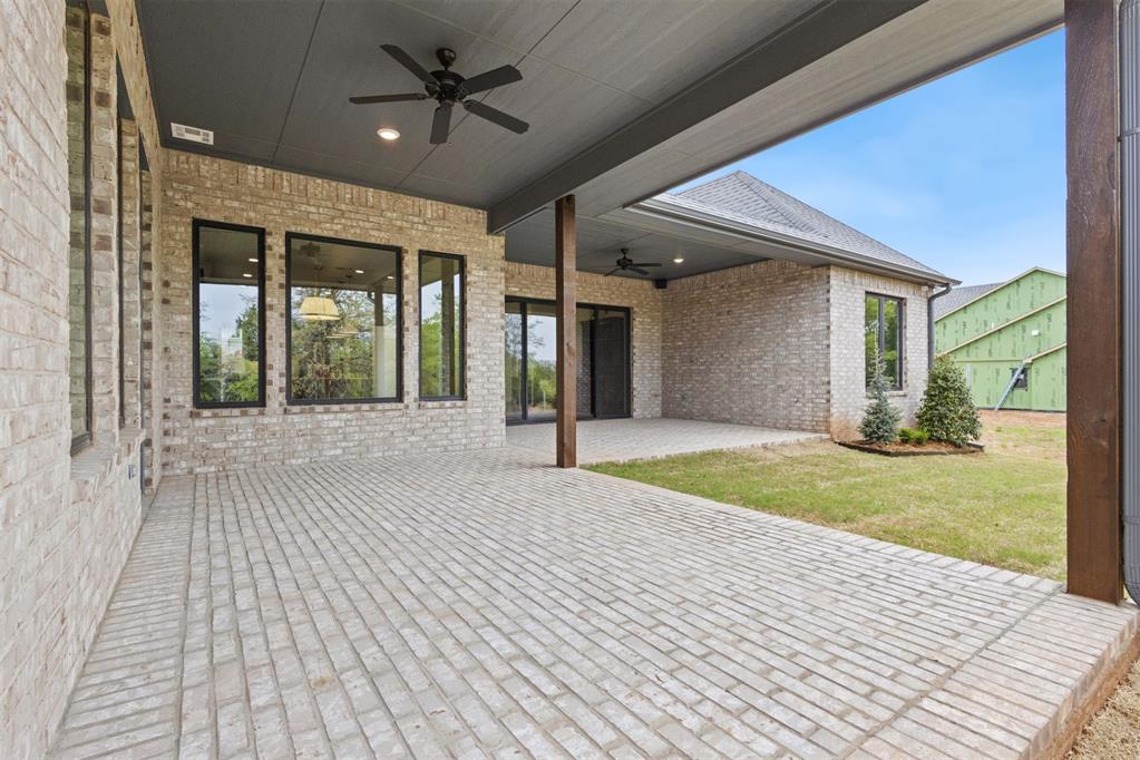 4433 Maple Ridge Drive