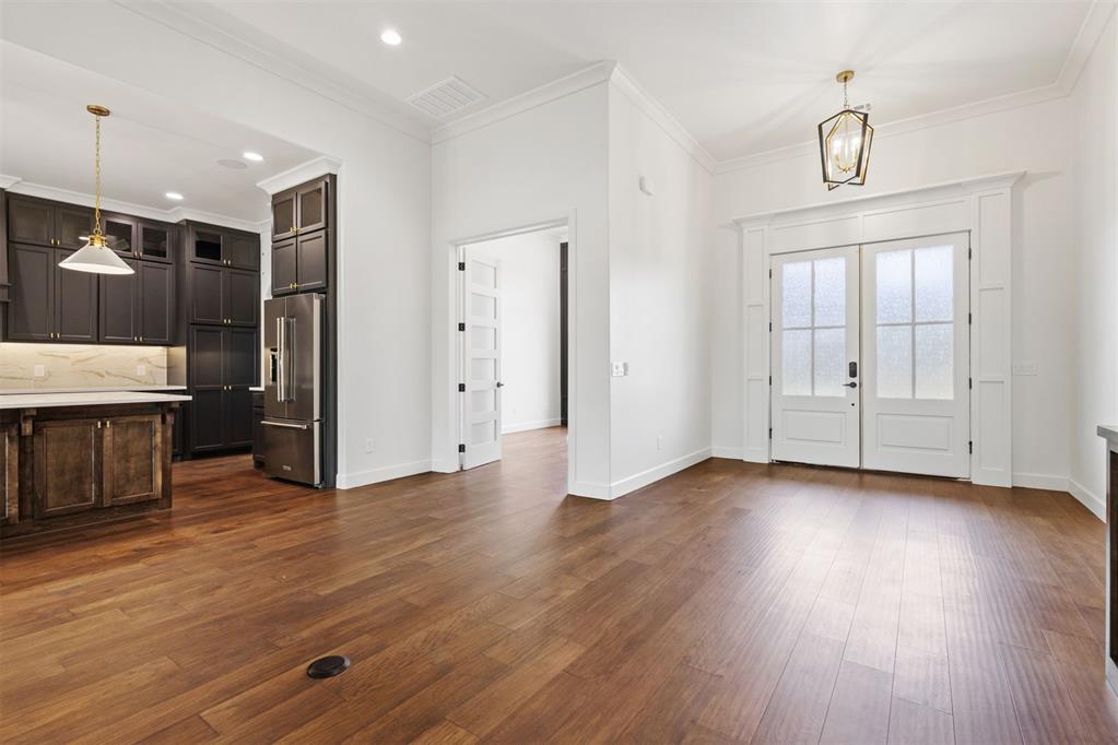 4433 Maple Ridge Drive