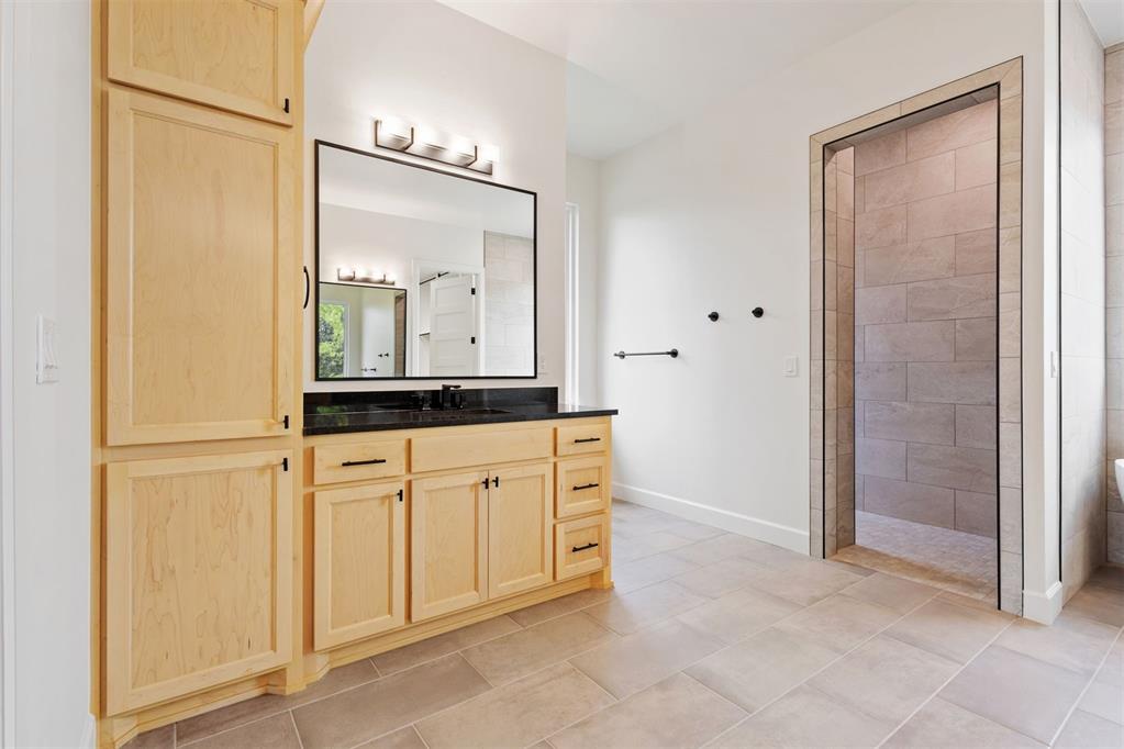 4433 Maple Ridge Drive