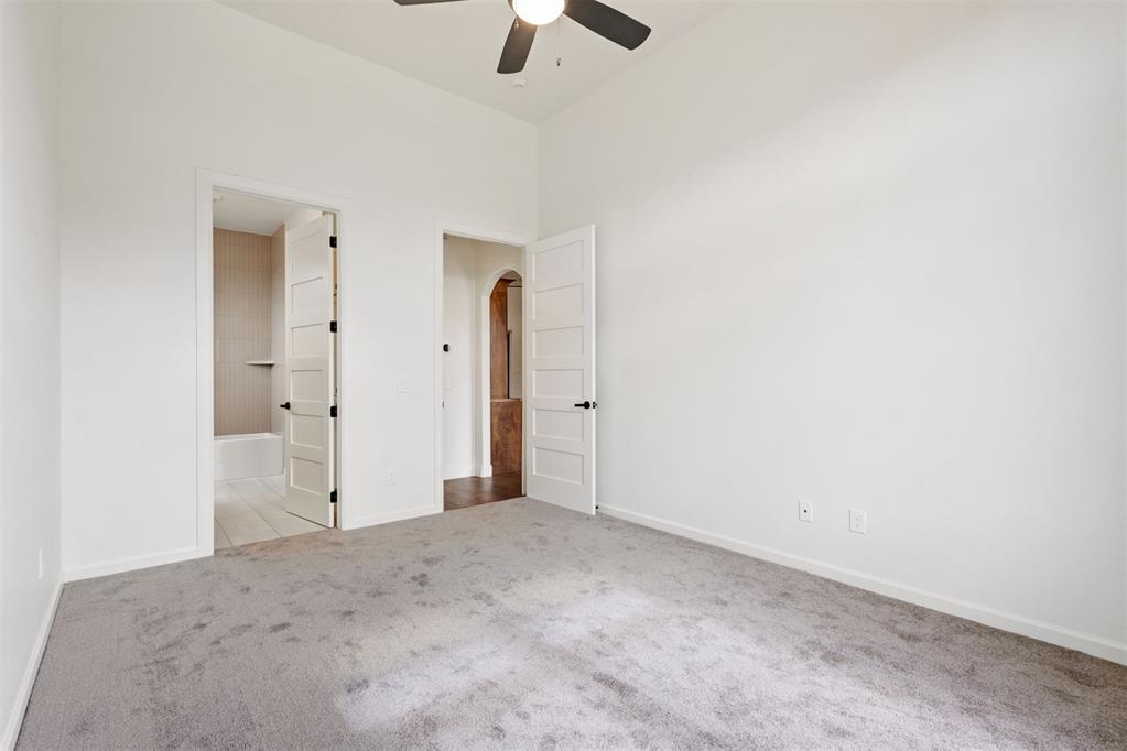 4433 Maple Ridge Drive