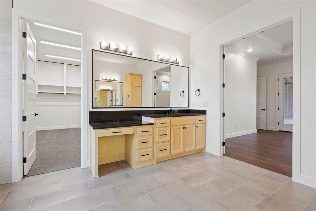 4433 Maple Ridge Drive