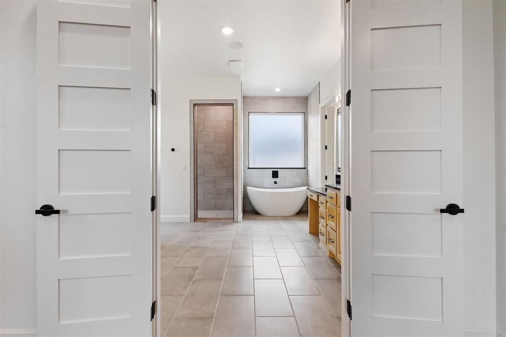 4433 Maple Ridge Drive