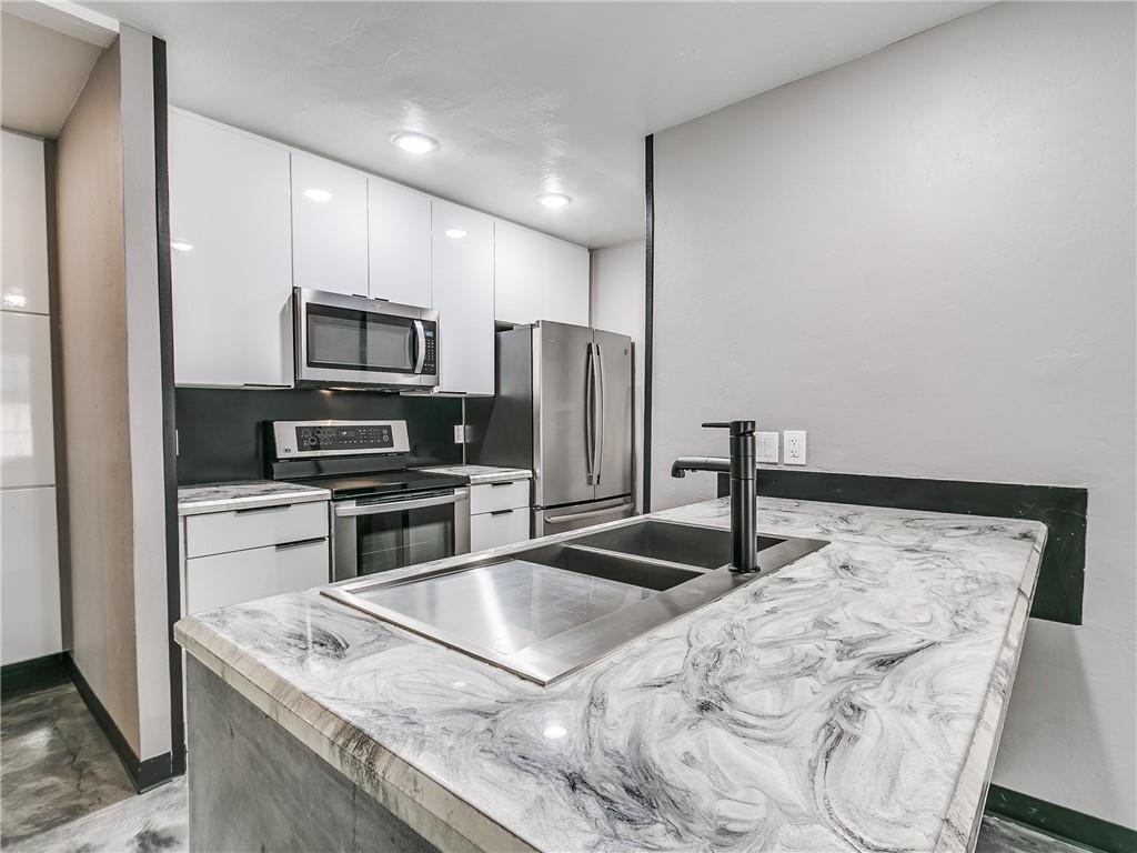 3223 Castlerock Road