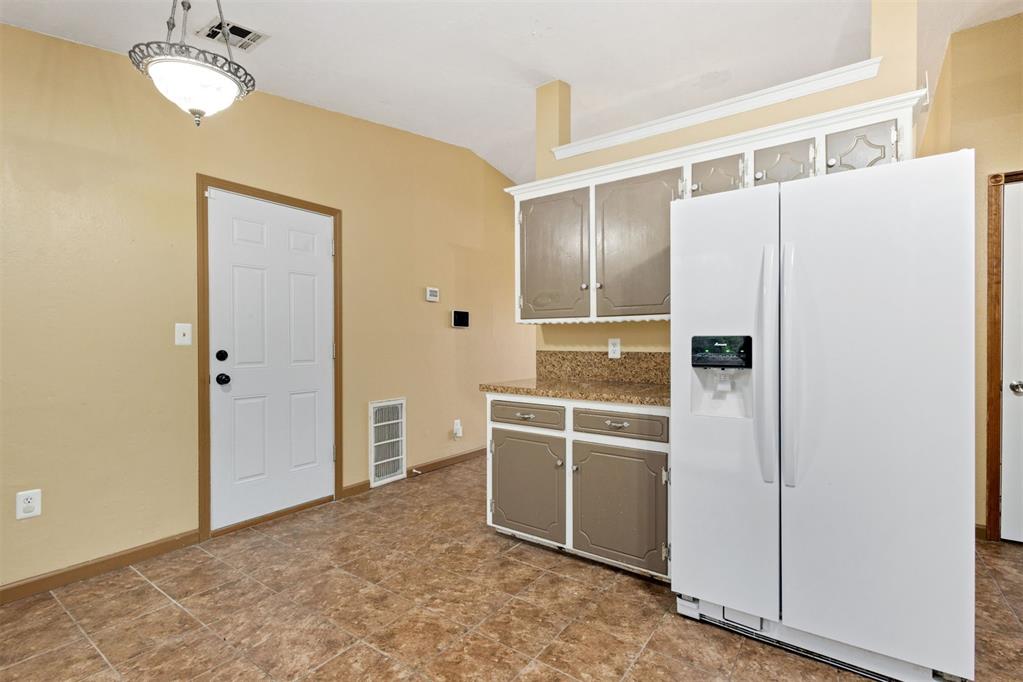 717 S Brookview Lane