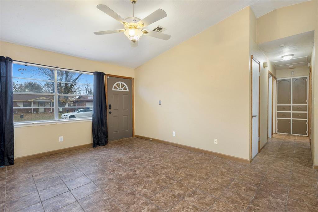 717 S Brookview Lane