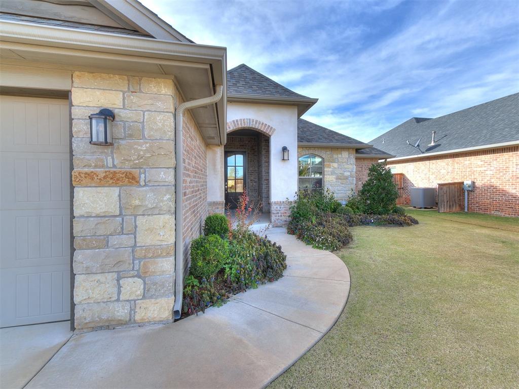 13505 Cobblestone Curve Road