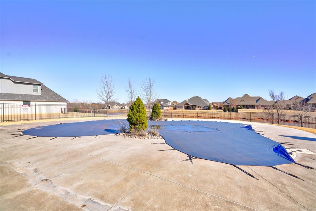 116 Pont De Normandie Court