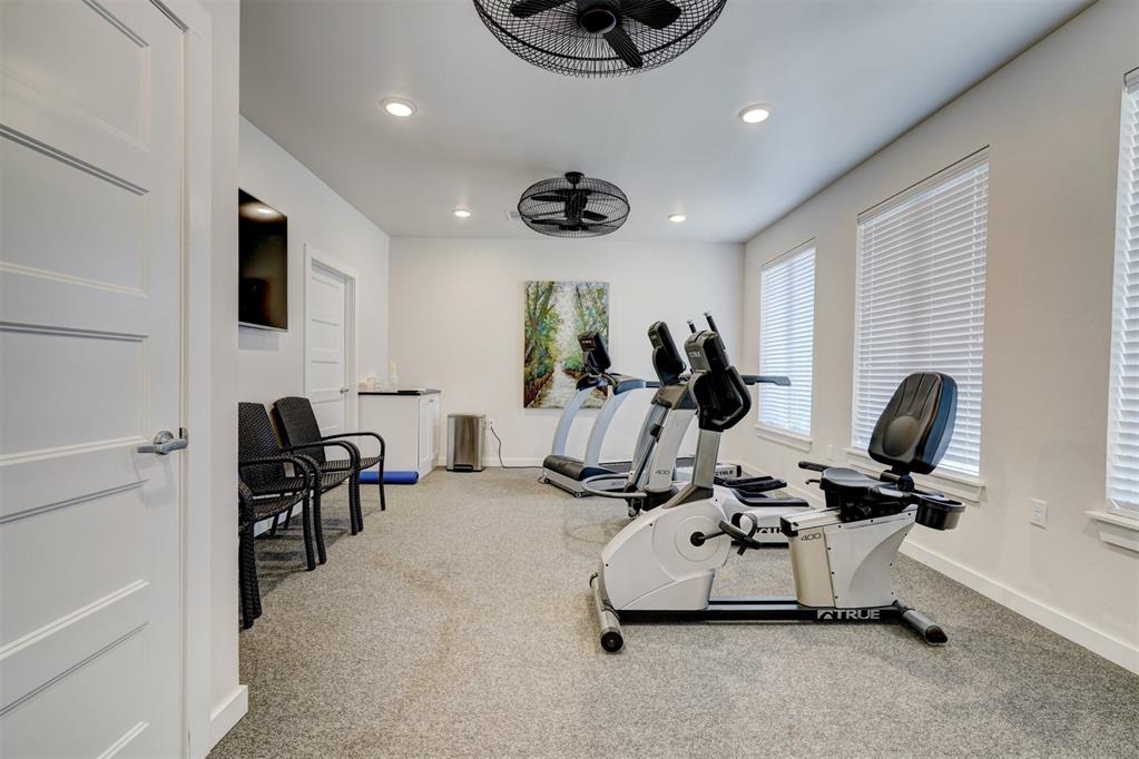 116 Pont De Normandie Court