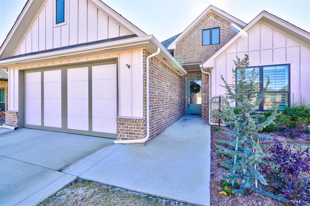 116 Pont De Normandie Court