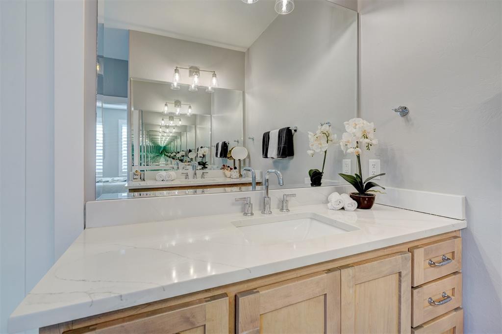 116 Pont De Normandie Court