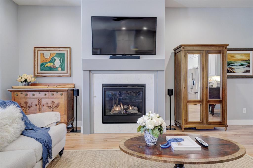 116 Pont De Normandie Court