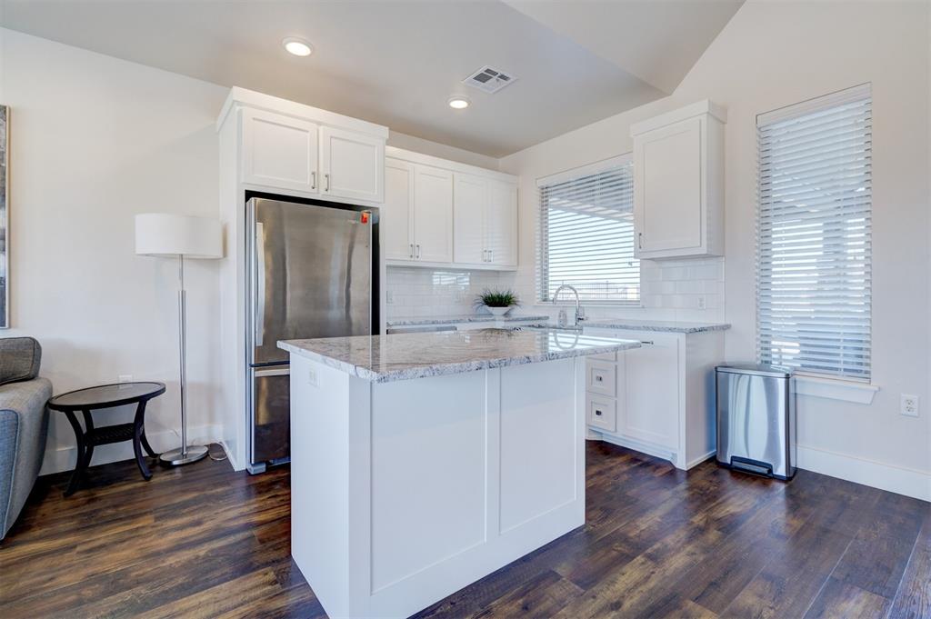 116 Pont De Normandie Court