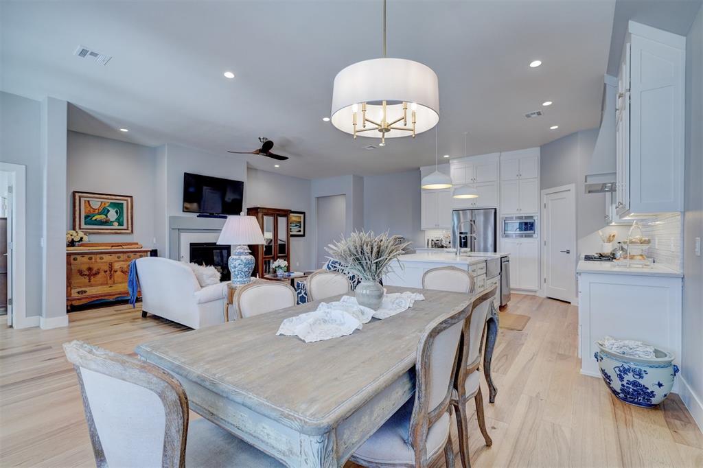 116 Pont De Normandie Court