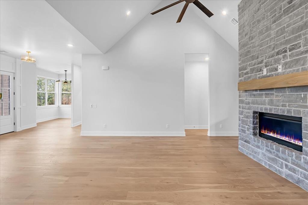 3125 Windy Hill Lane