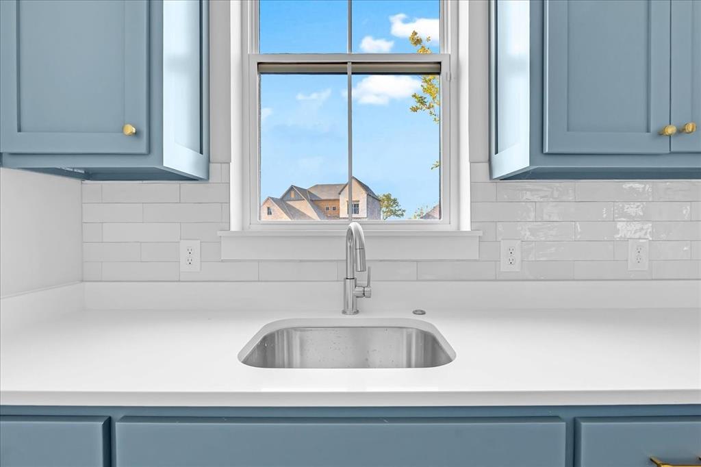 3125 Windy Hill Lane