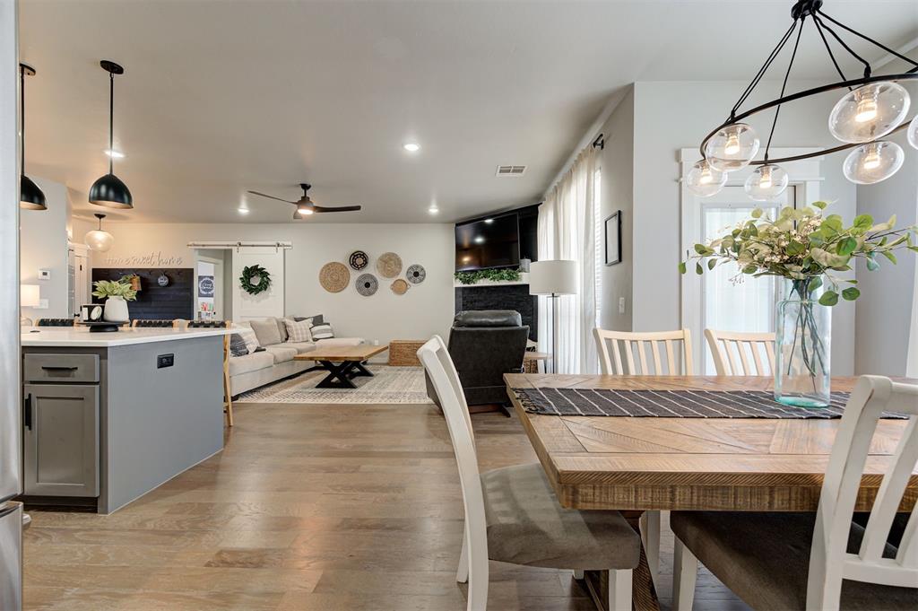 2432 Santa Monica Street