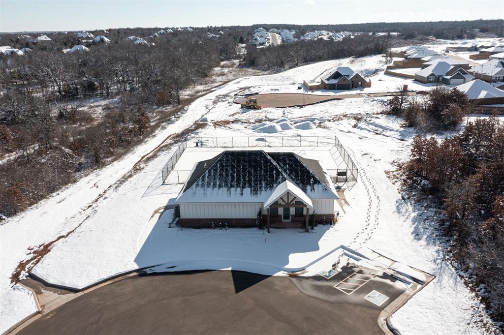 2432 Santa Monica Street