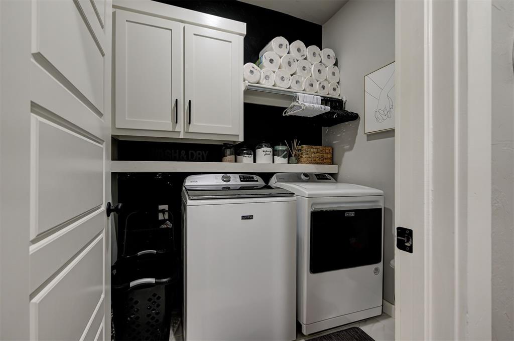 2432 Santa Monica Street