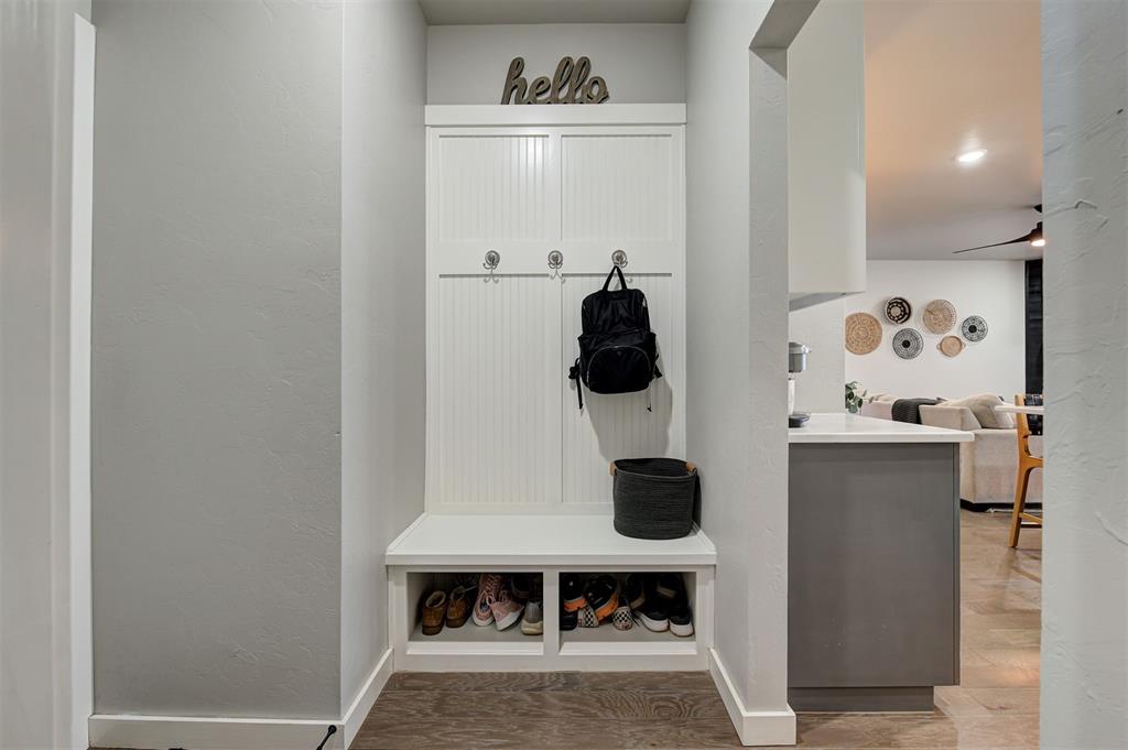 2432 Santa Monica Street