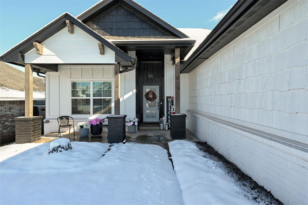 2432 Santa Monica Street