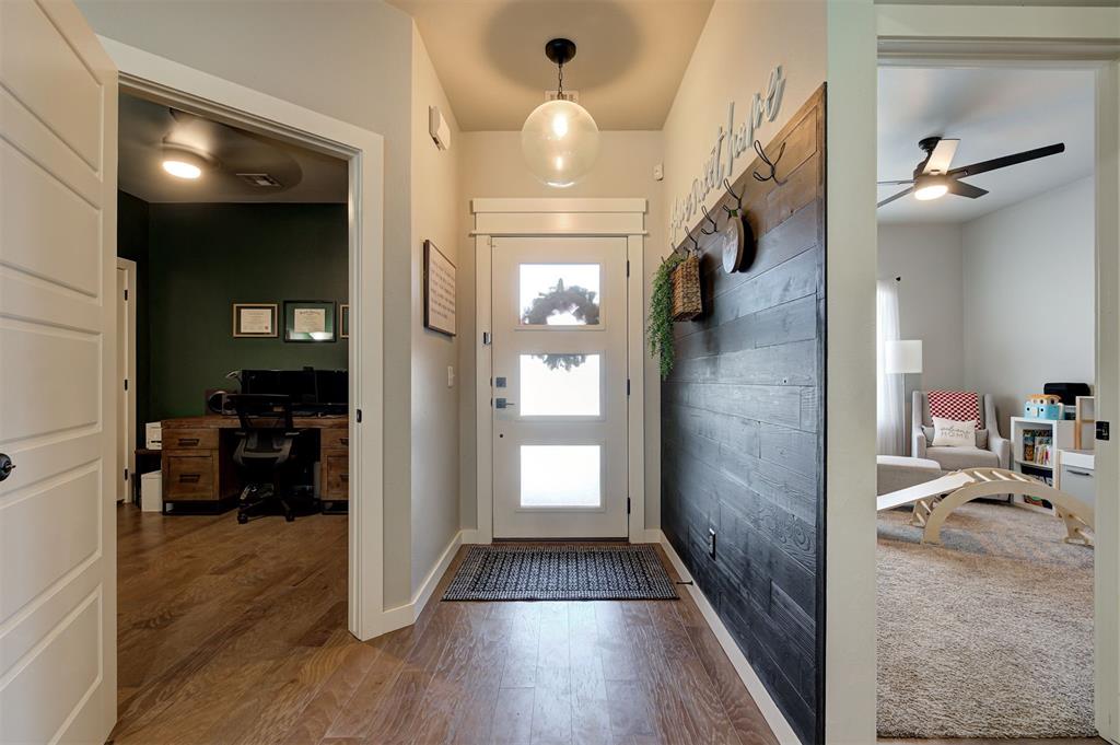 2432 Santa Monica Street