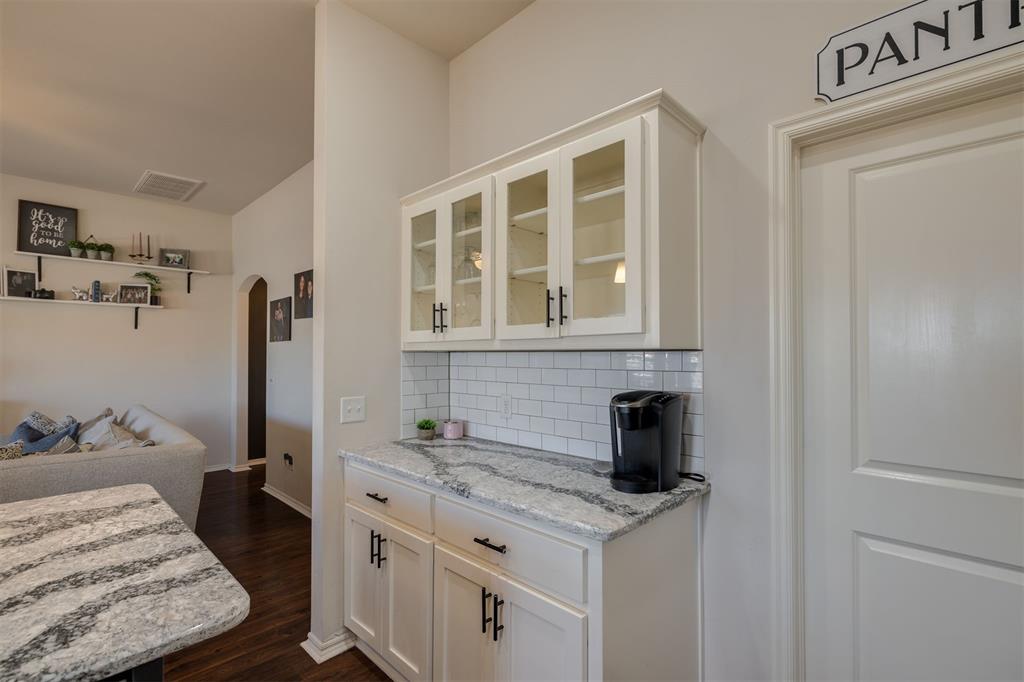 1237 SW 156th Terrace