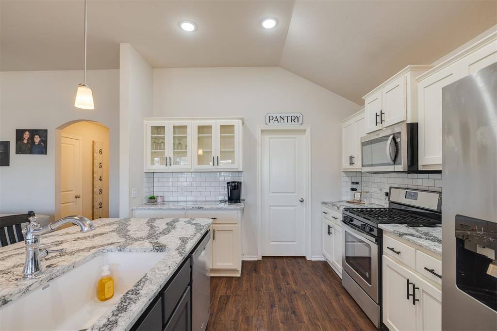 1237 SW 156th Terrace