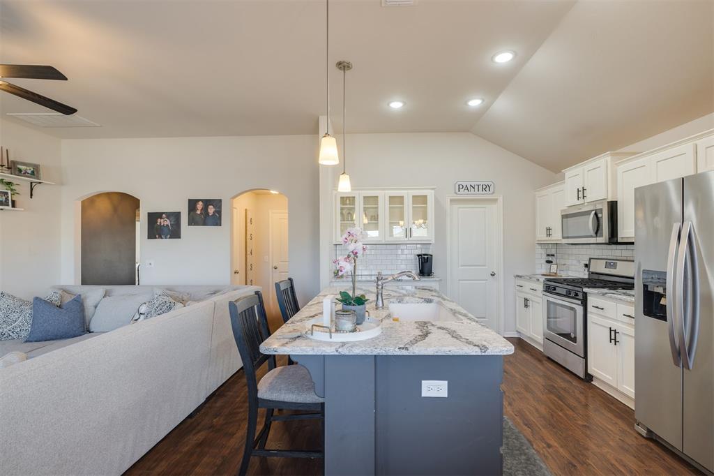 1237 SW 156th Terrace