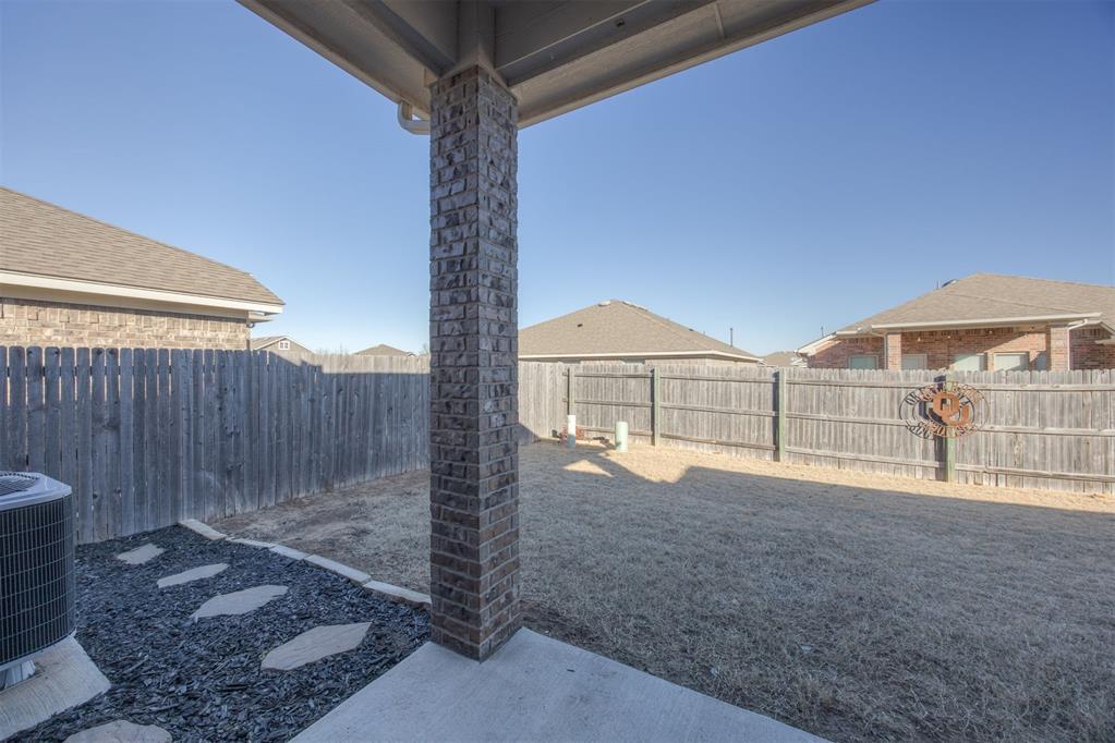 1237 SW 156th Terrace