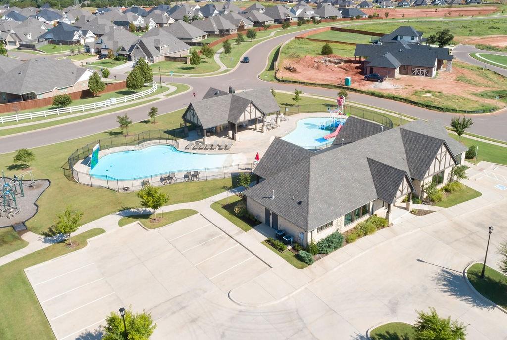 3201 Birchwood Circle