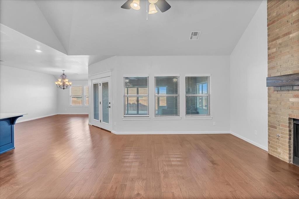 3201 Birchwood Circle