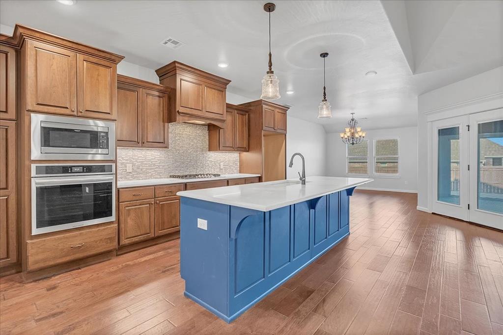 3201 Birchwood Circle