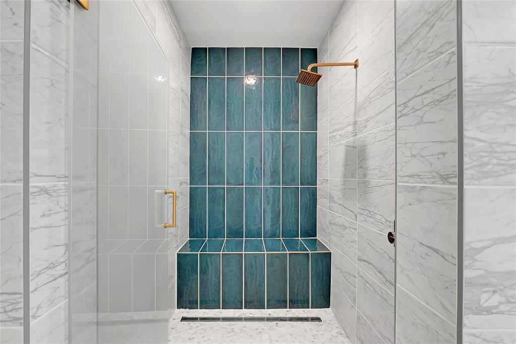 2117 Santa Monica Street