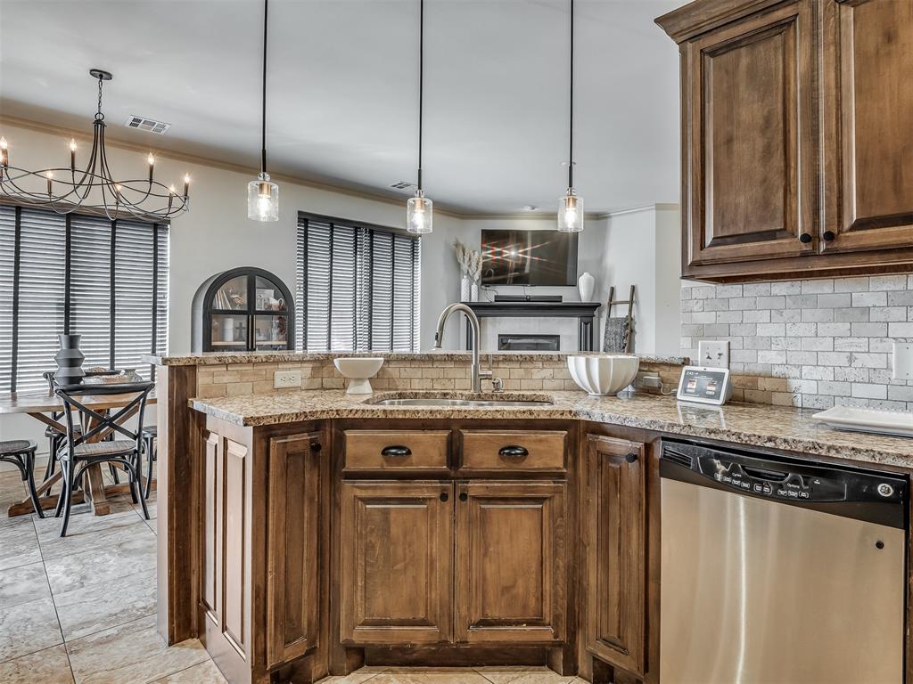 900 NW 194th Terrace