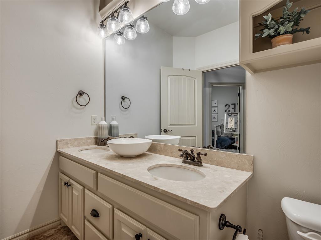 900 NW 194th Terrace