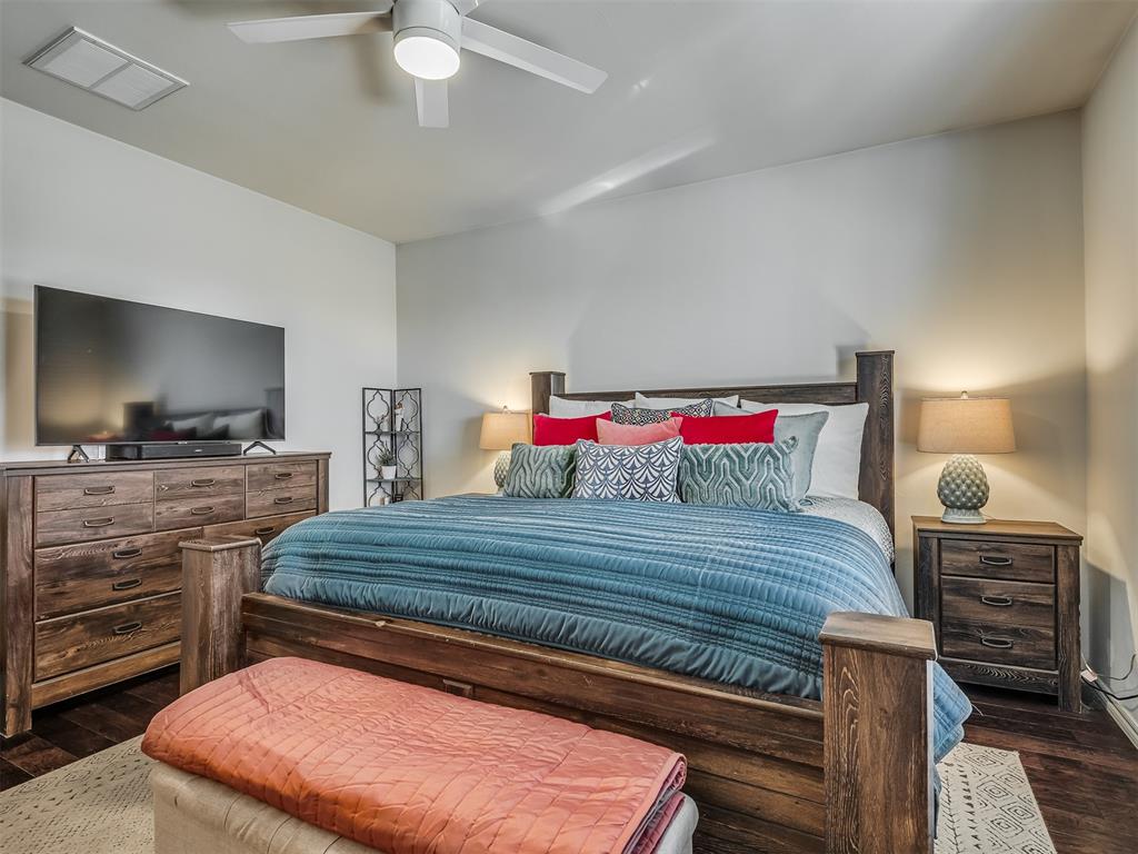 900 NW 194th Terrace