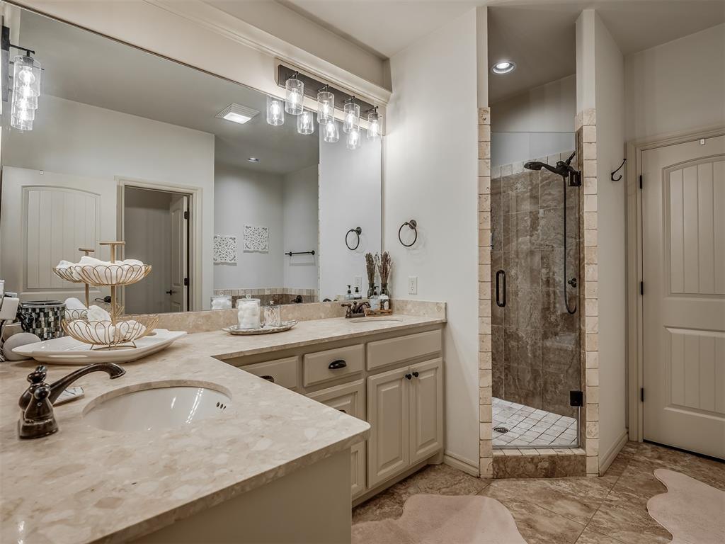 900 NW 194th Terrace