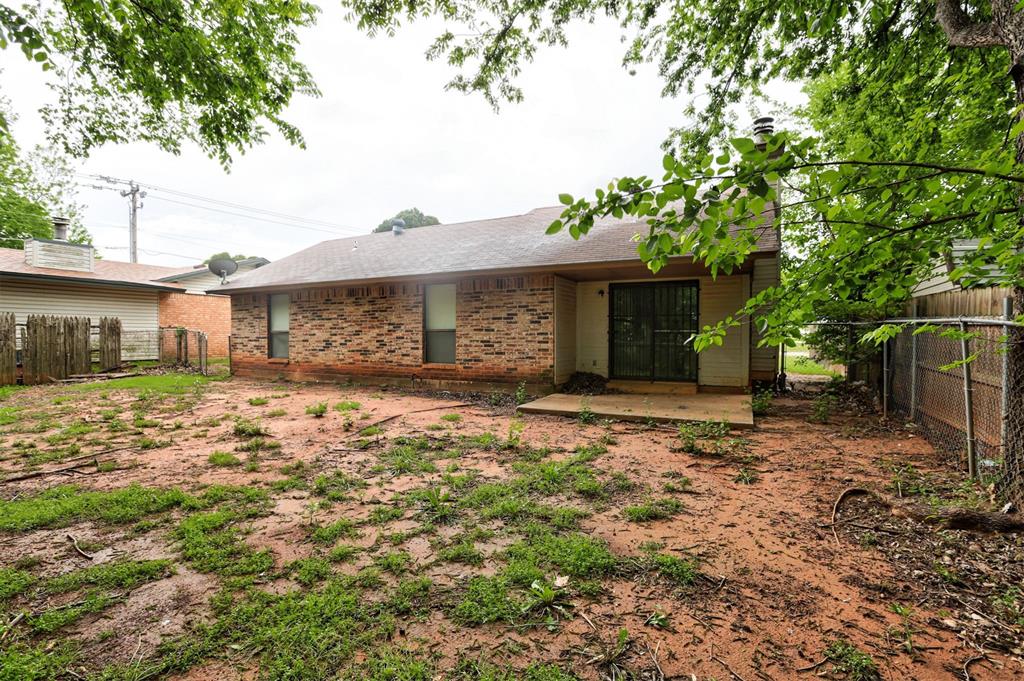 4216 N Shadybrook Drive