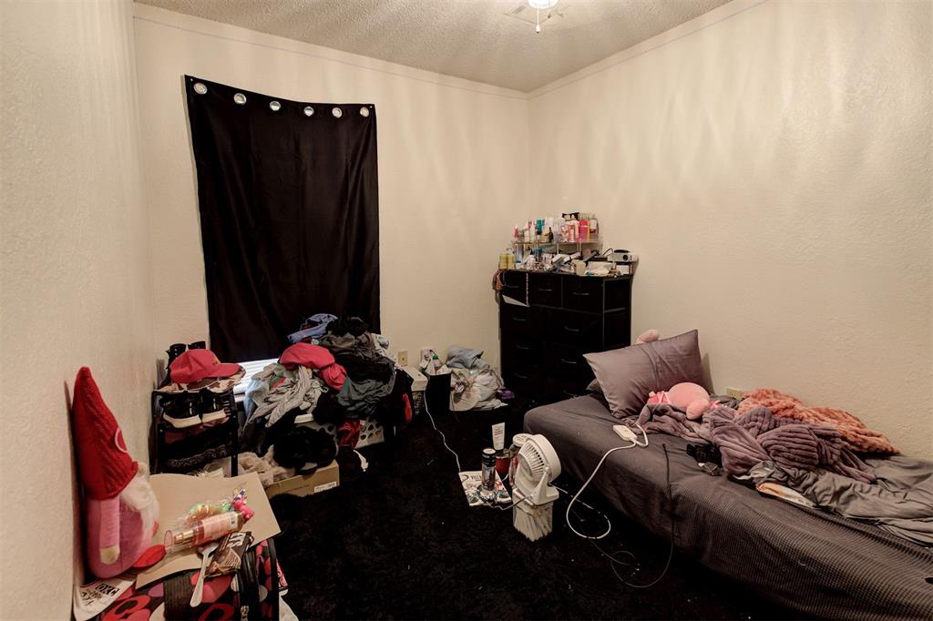 4216 N Shadybrook Drive