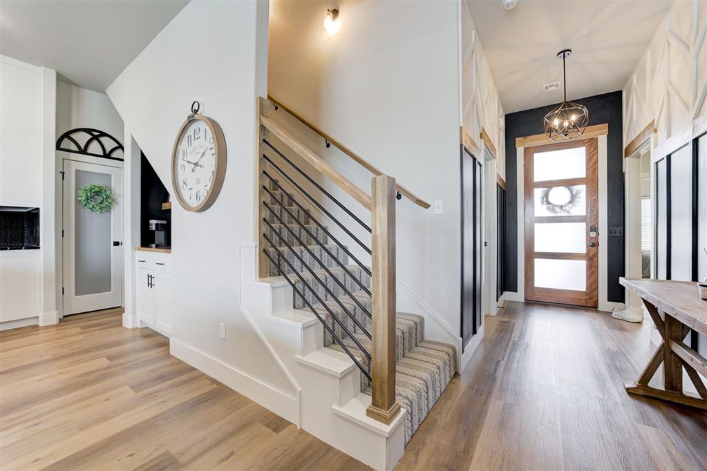 2224 Santa Monica Street