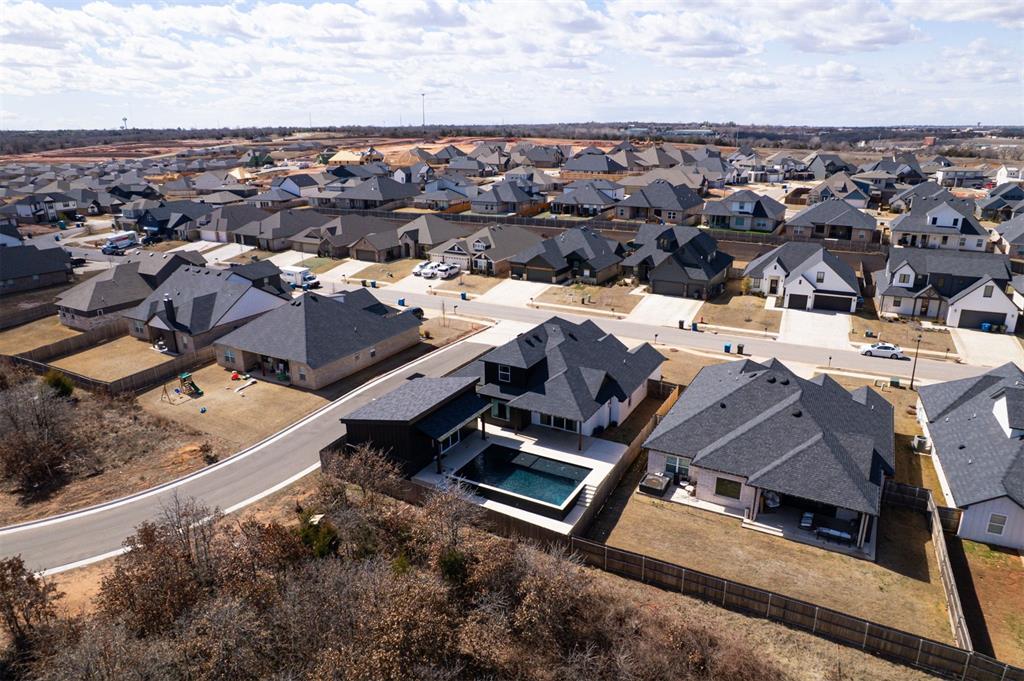 2224 Santa Monica Street