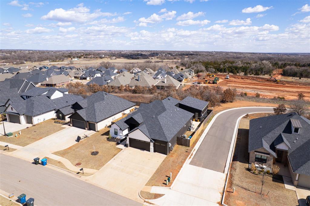 2224 Santa Monica Street