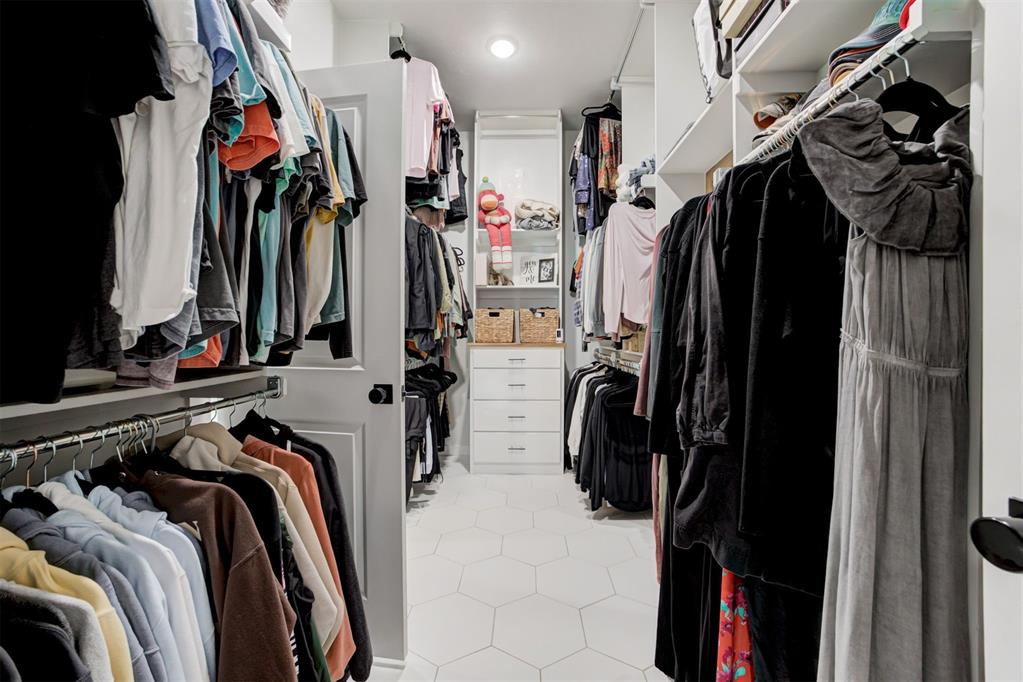 2224 Santa Monica Street