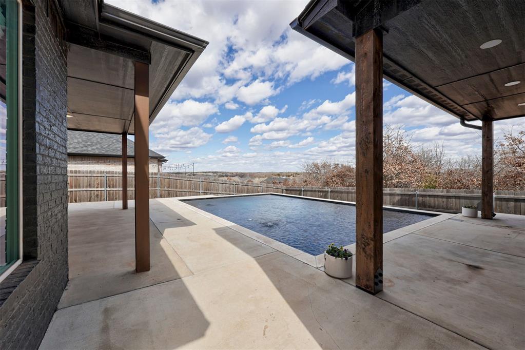 2224 Santa Monica Street