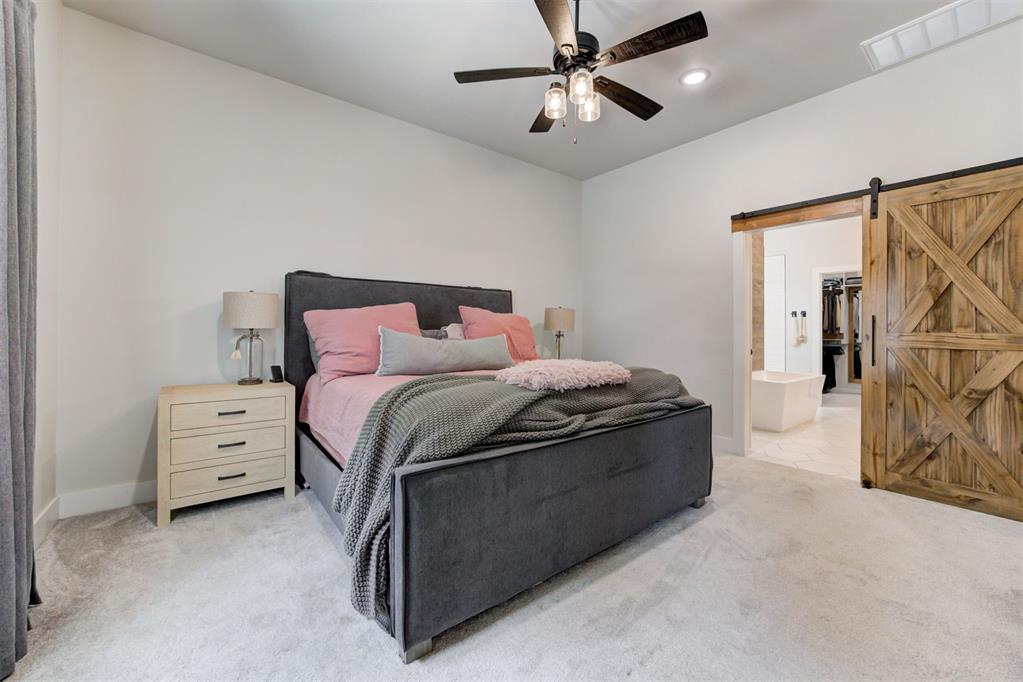 2224 Santa Monica Street