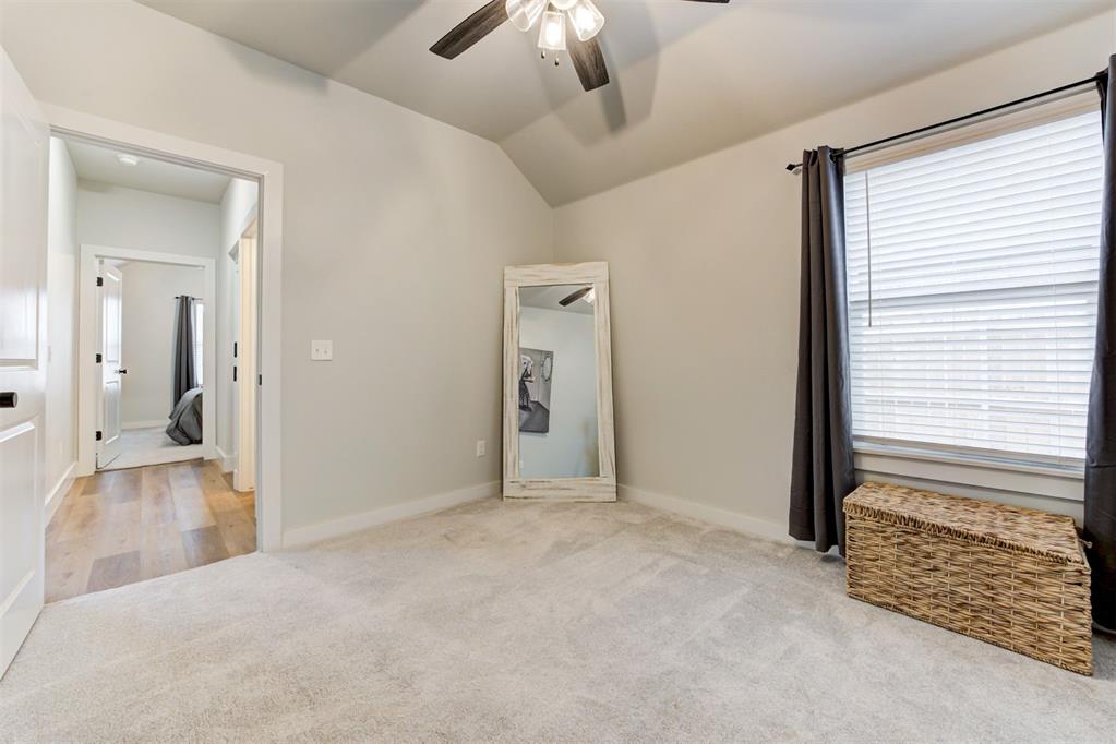 2224 Santa Monica Street