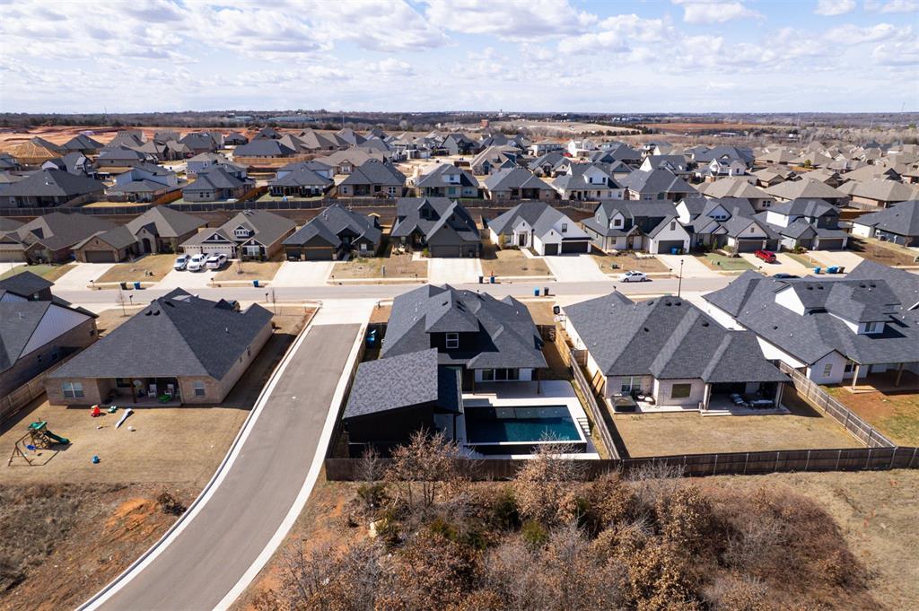 2224 Santa Monica Street