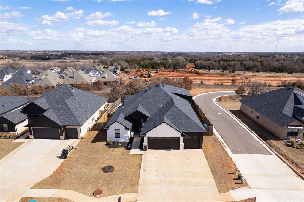 2224 Santa Monica Street