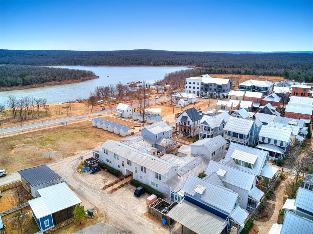 29 Boardwalk Unit: F