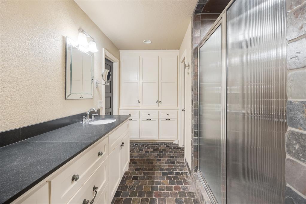 4400 Saint Patrick Drive